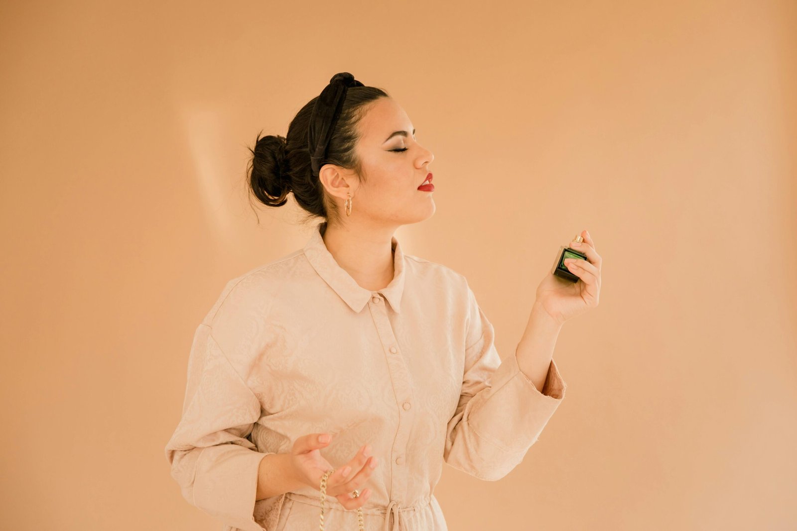 Applying perfume